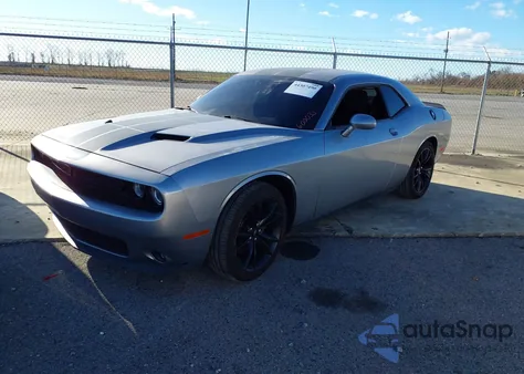 2017 Dodge Challenger Sxt from USA, damaged, VIN 2C3CDZAG8HH600035